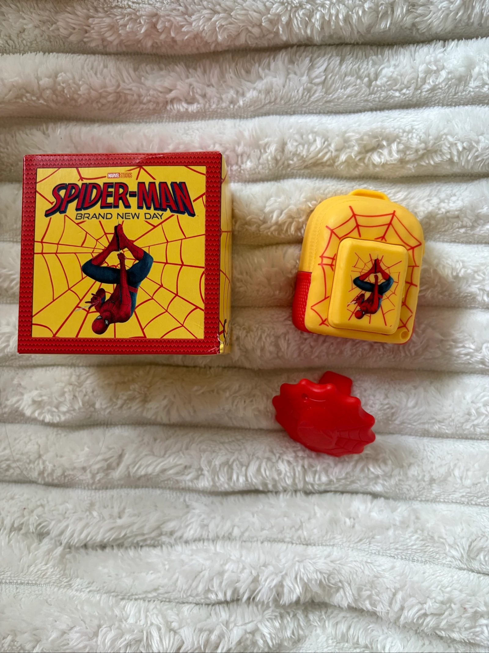 Lot 2 petits jouets Spiderman - Grand New Day – photo 5